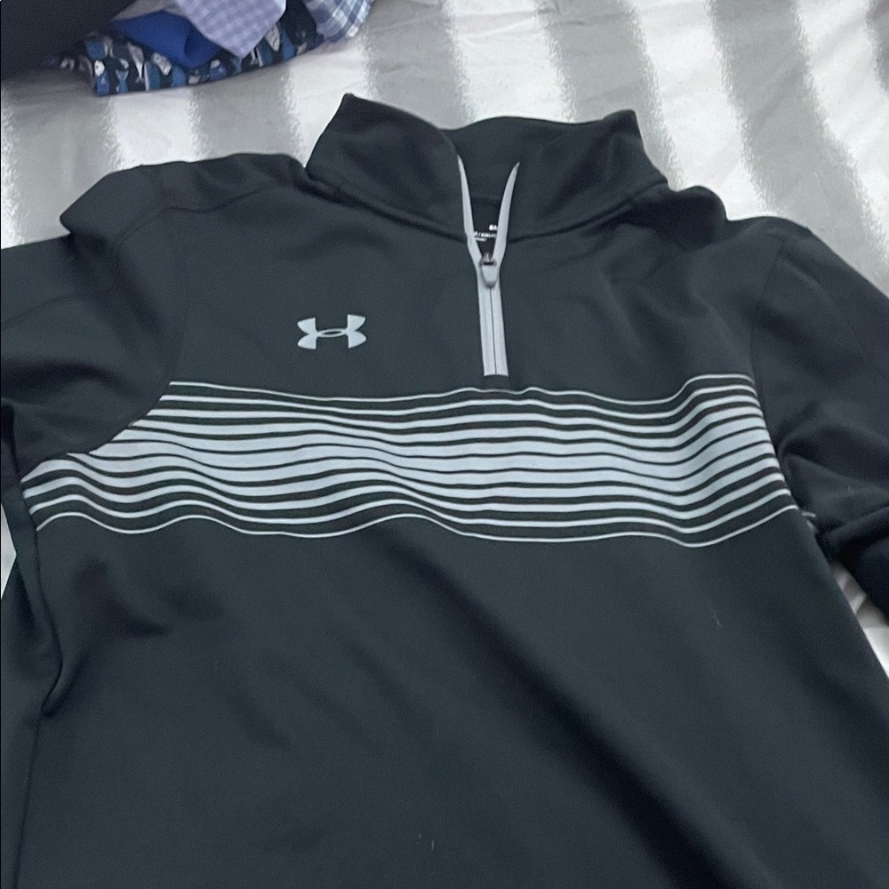 Under Armour Black and White Striped Pullover